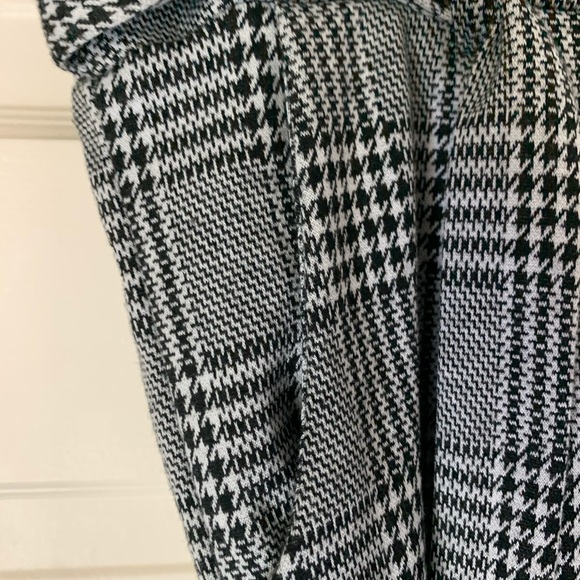 Black and White Checkered Pants - Picture 4 of 4